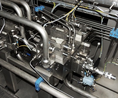 Manifold blocks designed and manufactured according to customer requirements