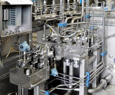 Hydraulic manifolds perfectly deburred and clean