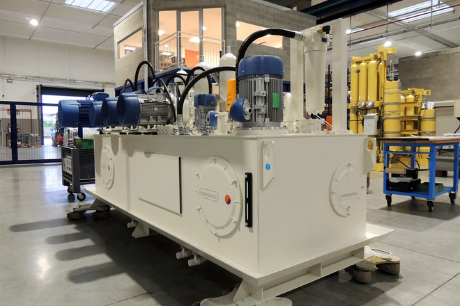 Hydrostatic Service and Lubrication Power Unit for Vertical Lathe