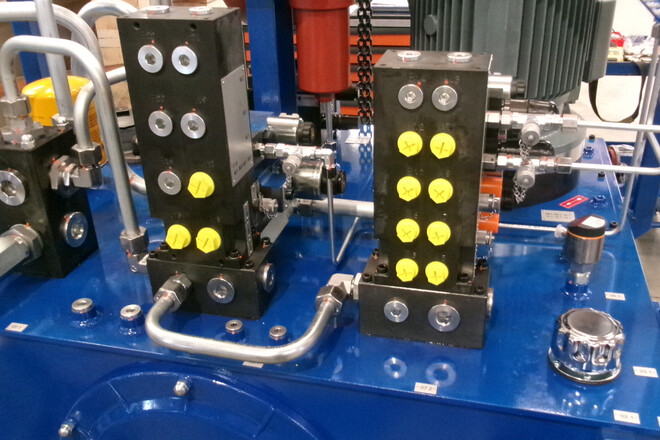 Pic #1 - Hydraulic unit for hot forging