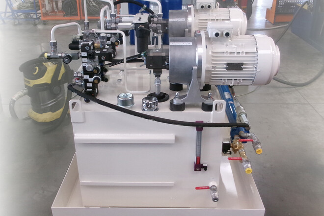 Pic #1 - Realization of Hydraulic System for Calanders