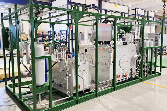 Pic #1 - Centrale Oleodinamica PED Exergy P - Centrale lube & seal oil skid - United Kingdom