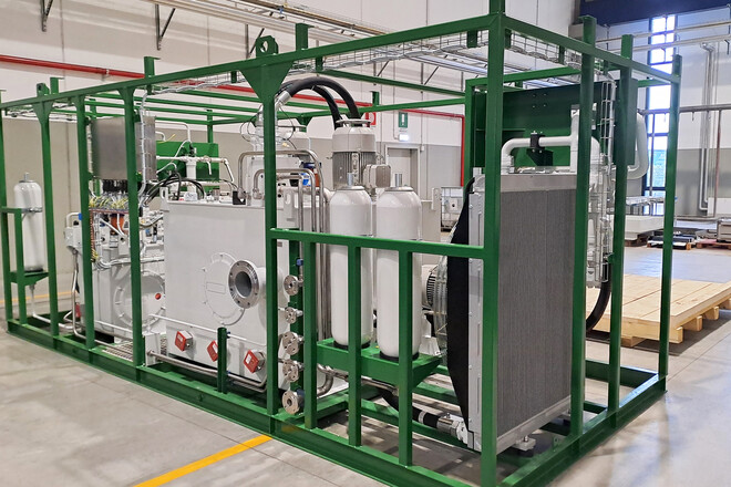 Pic #0 - Centrale Oleodinamica PED Exergy P - Centrale lube & seal oil skid - United Kingdom