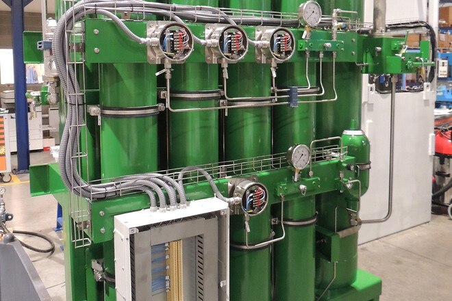 Pic #3 - Design of hydraulic group with hydraulic panel for rotary valve control 